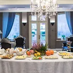 Fryderyk Hotel 3*