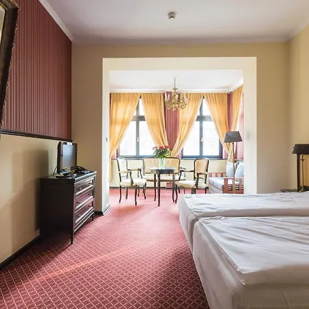 Fryderyk Hotel 3*